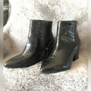 Black Faux Leather Gator Print Ankle Boots Size 8